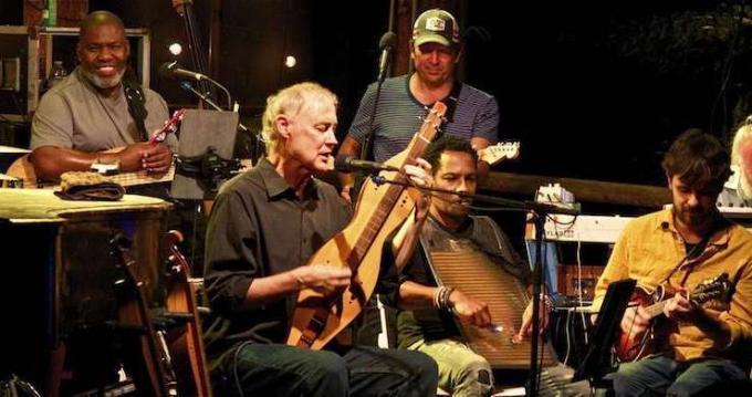 Bruce Hornsby And The Noisemakers & Amos Lee at Wolf Trap